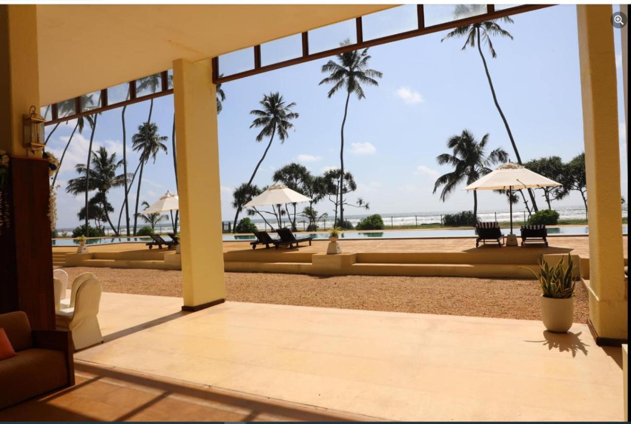 Grand Beach Wadduwa Exteriér fotografie