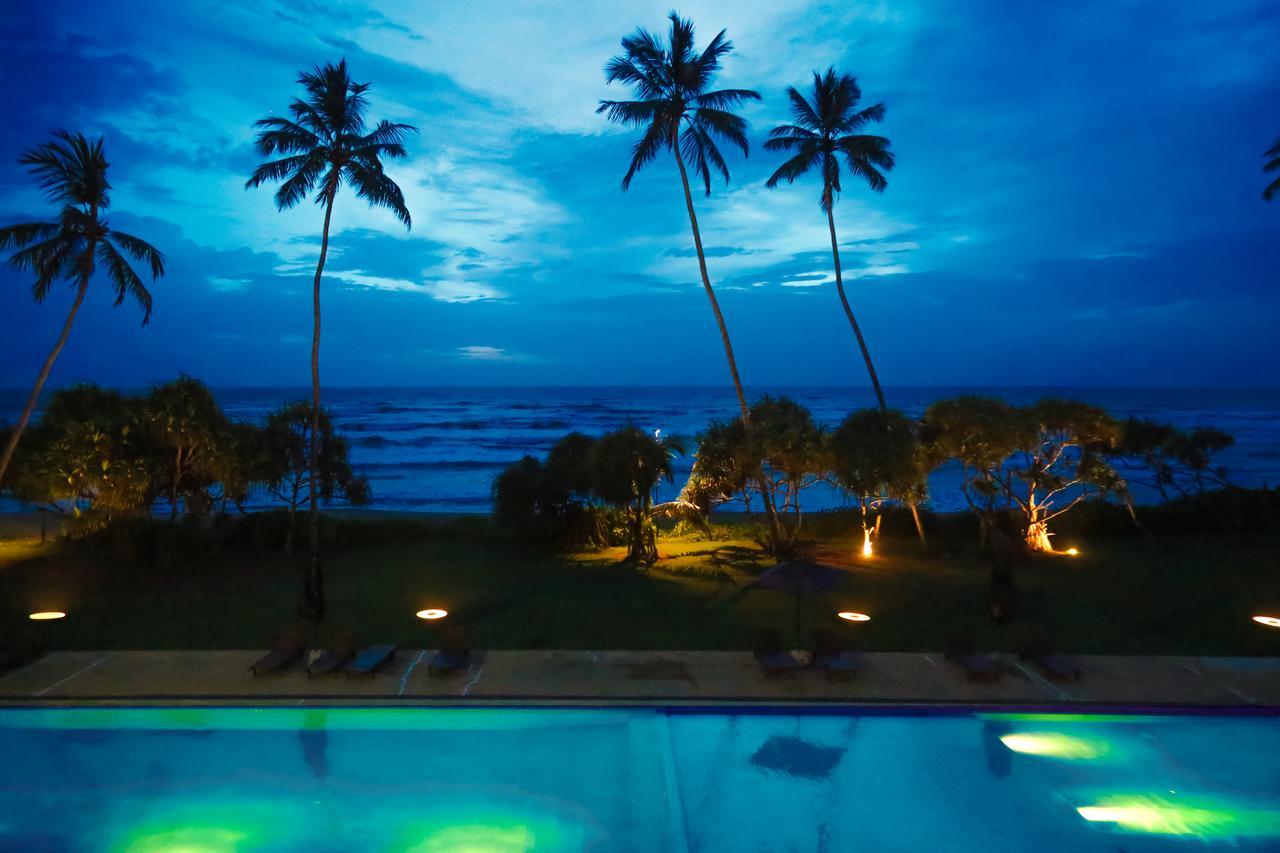 Grand Beach Wadduwa Exteriér fotografie